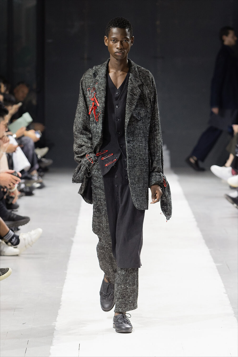 Yohji Yamamoto | COLLECTION | HOUYHNHNM（フイナム）